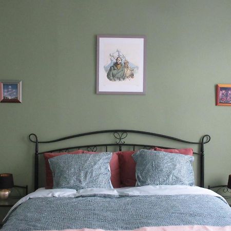 B&B Les Iris Брюксел Екстериор снимка